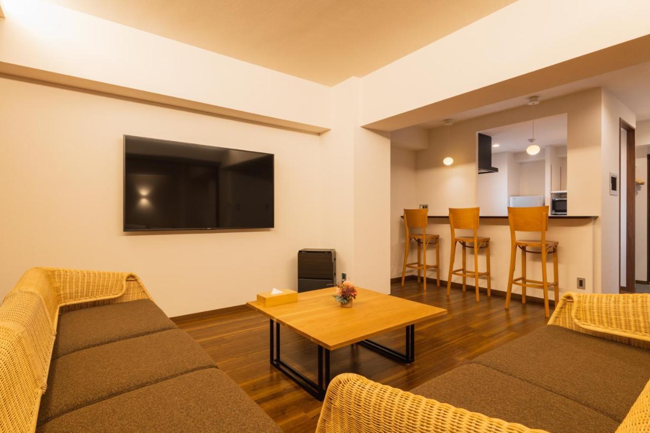 Hotel Iori Fukuoka  Exteriör bild